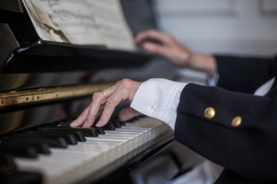 Thérèse Marigny, 89 ans, ancienne pianiste concertiste. ©Juliette Robert/Youpress